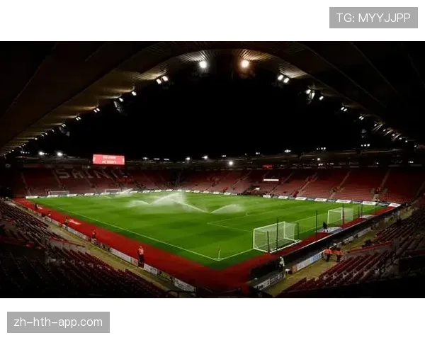 英超联盟推出“足球与包容”教育项目，旨在打击球场内外歧视行为